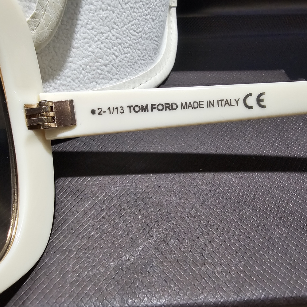 Tom Ford Ivory Sunglasses with Gold Accent - Picture 4 of 13